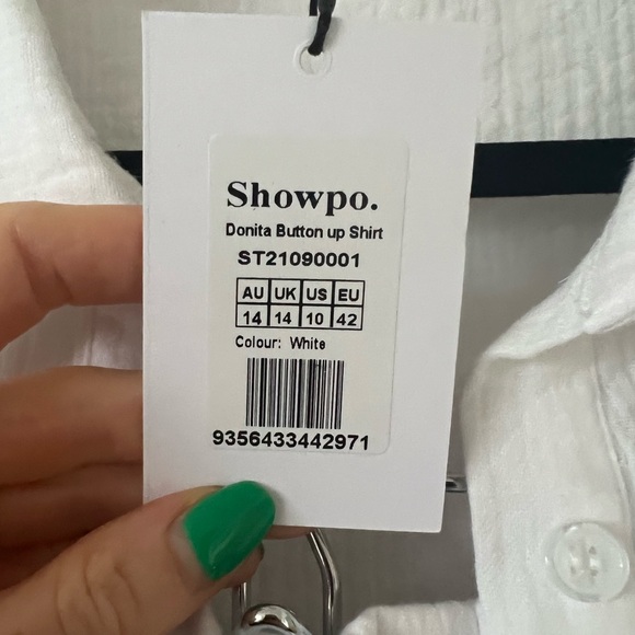 White linen set from showpo - Picture 3 of 5